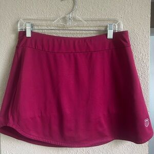 K-Swiss maroon Skater Skirt Size M